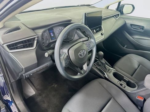Used 2023 Toyota Corolla LE image 9