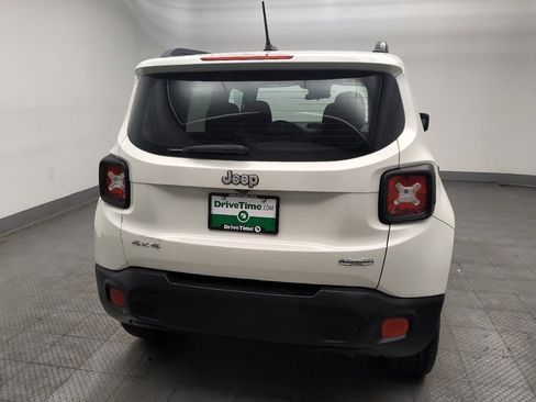 Used 2015 Jeep Renegade Latitude w/ Popular Equipment Group AWD/4WD image 7