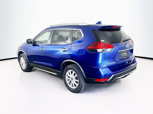 Used 2020 Nissan Rogue SV image 5
