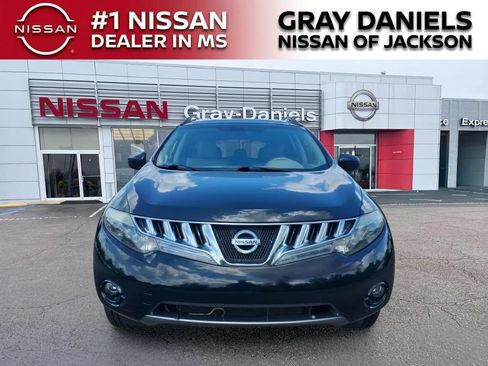Used 2009 Nissan Murano SL w/ Technology Pkg FWD image 2
