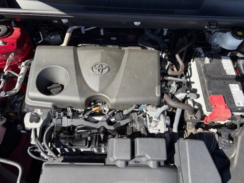 Certified 2025 Toyota RAV4 LE AWD/4WD image 21