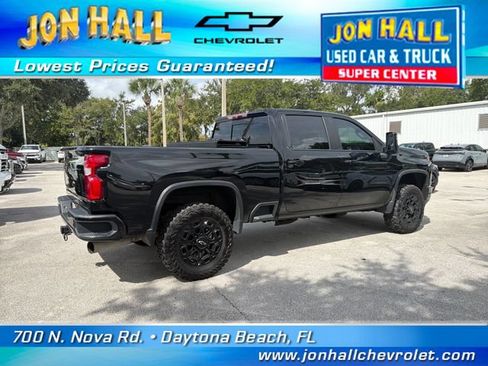 Used 2022 Chevrolet Silverado 2500 LTZ w/ LTZ Plus Package AWD/4WD image 11