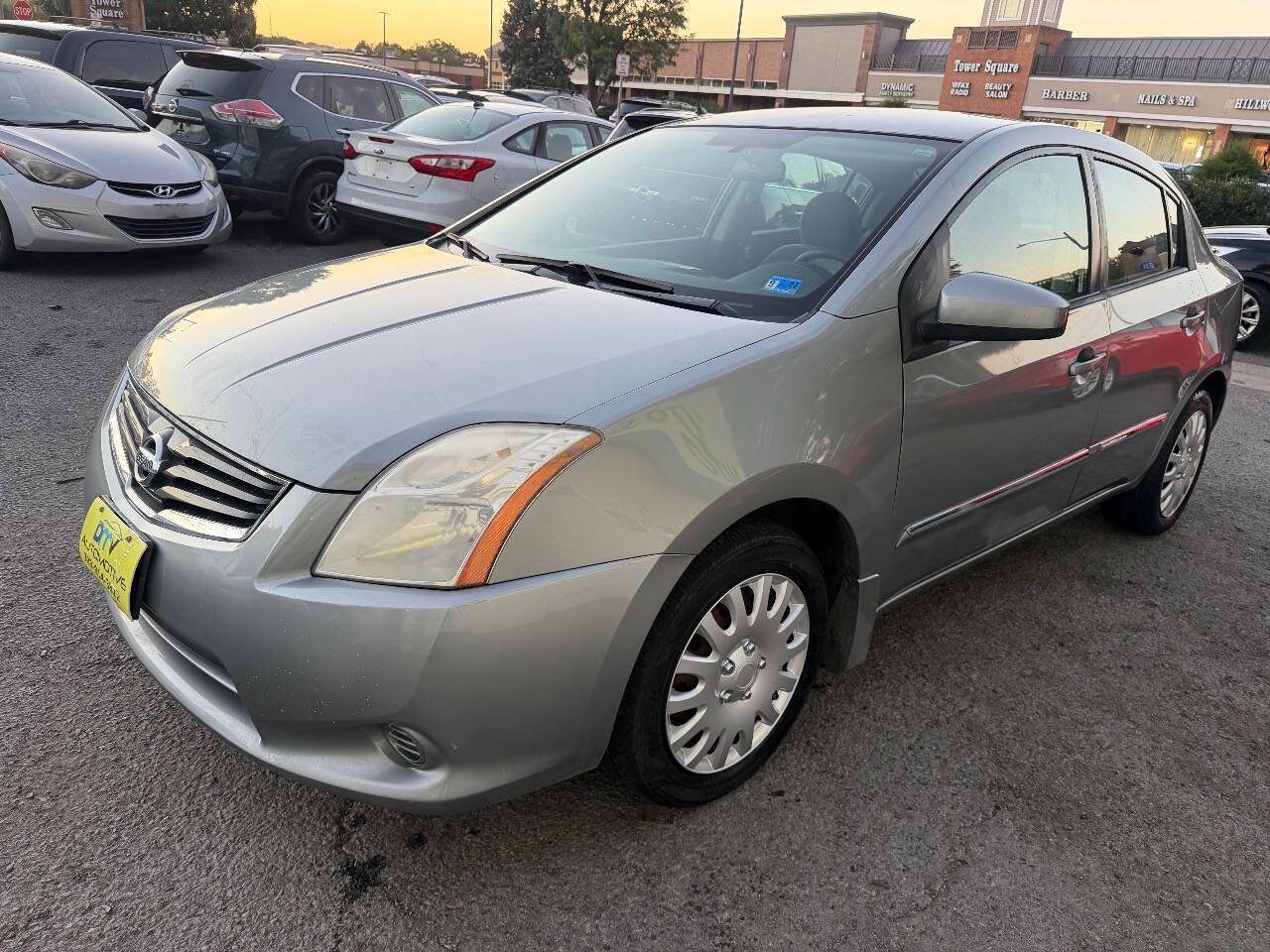Used 2012 Nissan Sentra 2.0 S FWD image 2