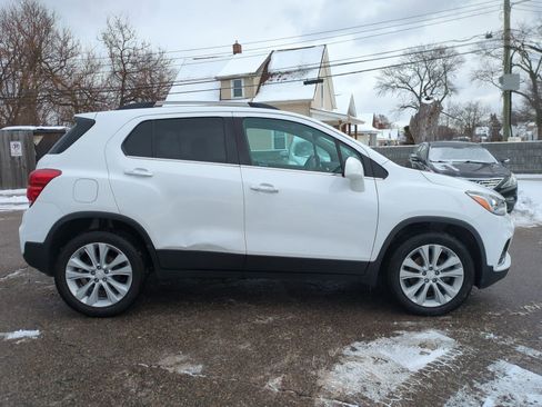 Used 2017 Chevrolet Trax Premier image 18