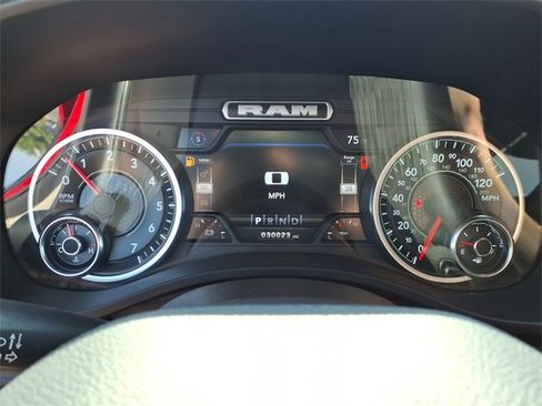 Used 2022 RAM 1500 Laramie image 12