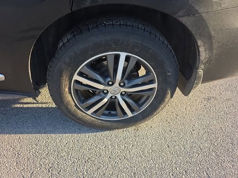 Used 2020 INFINITI QX60 Luxe w/ Essential Package image 11