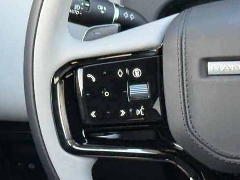New 2026 Land Rover Range Rover Velar S AWD/4WD image 31