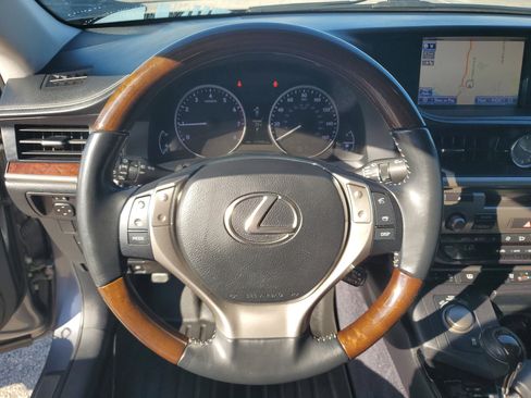 Used 2013 Lexus ES 350 image 16