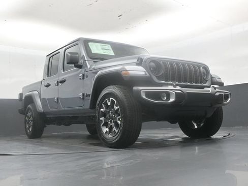 New 2026 Jeep Gladiator Sport AWD/4WD image 45