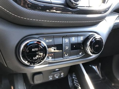 Certified 2021 Chevrolet TrailBlazer ACTIV w/ Sun and Liftgate Package AWD/4WD image 17