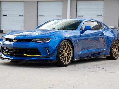 Used 2017 Chevrolet Camaro LT image 4
