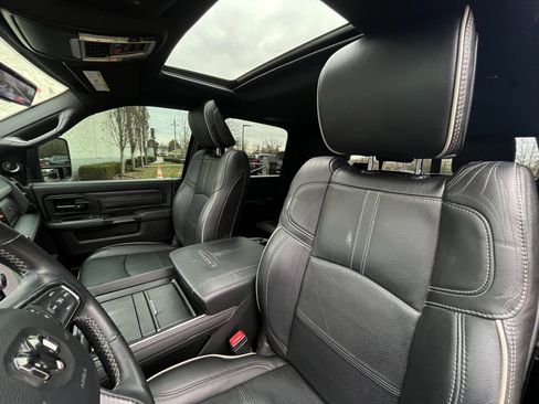 Used 2023 RAM 3500 Limited image 26