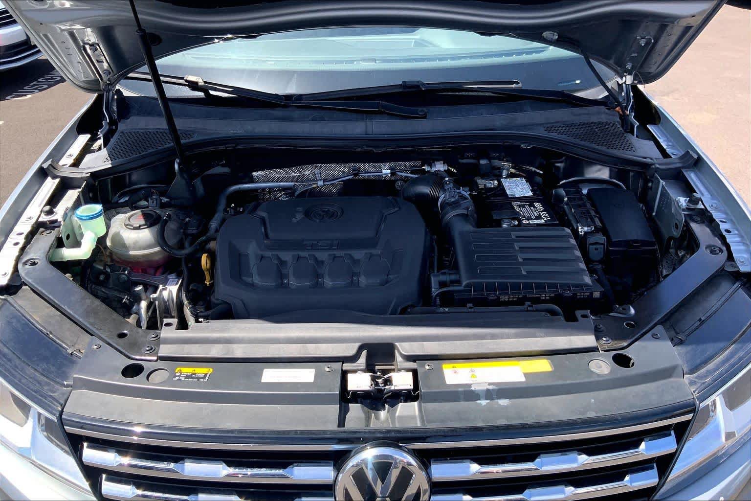 Used 2020 Volkswagen Tiguan SE FWD image 9