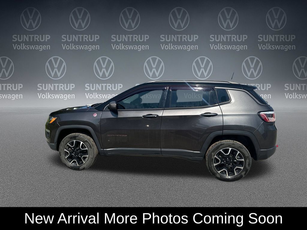 Used 2020 Jeep Compass Trailhawk AWD/4WD image 2