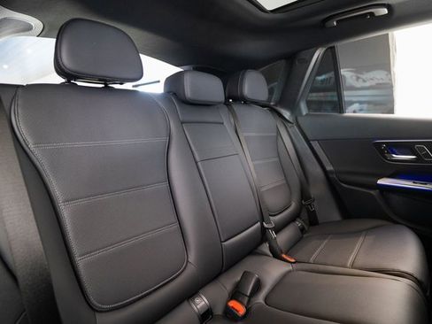 New 2026 Mercedes-Benz GLC 300 4MATIC image 32