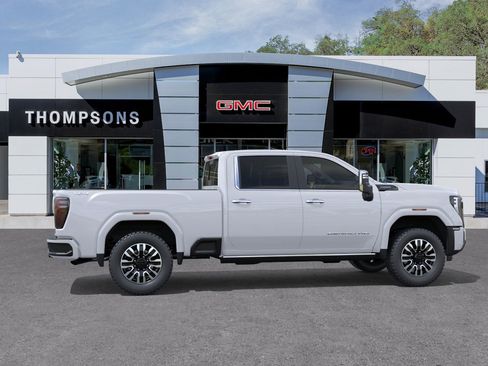 New 2026 GMC Sierra 3500 Denali Ultimate image 3