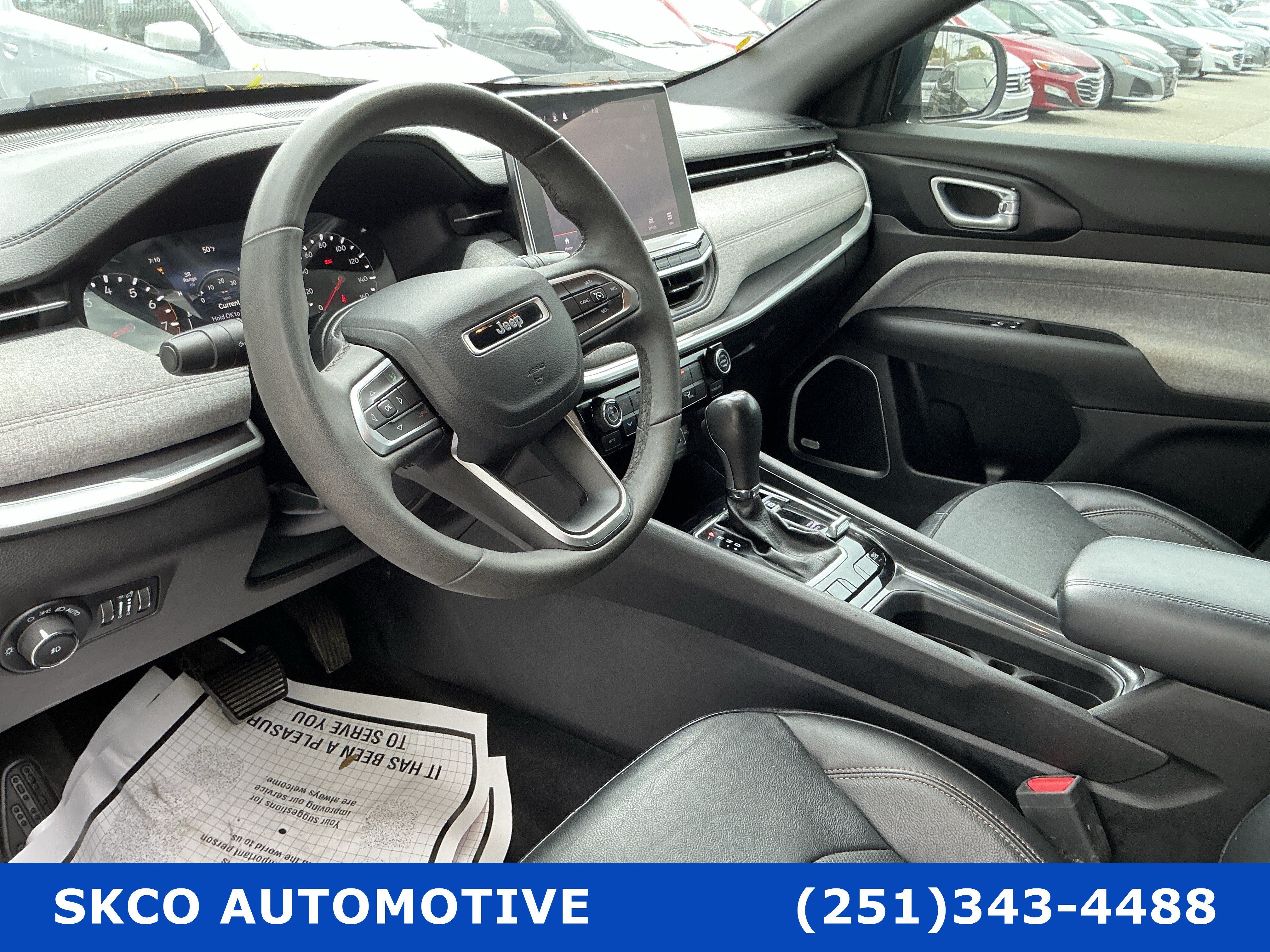 Used 2023 Jeep Compass Latitude w/ Sun and Sound Group AWD/4WD image 20