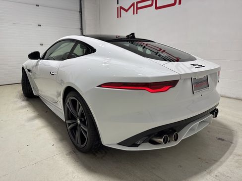 Used 2024 Jaguar F-TYPE R image 5