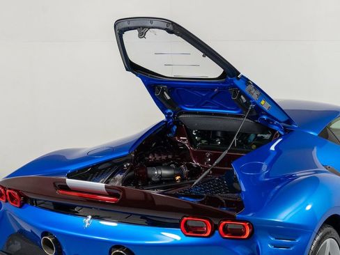 Used 2023 Ferrari SF90 Stradale AWD/4WD image 17