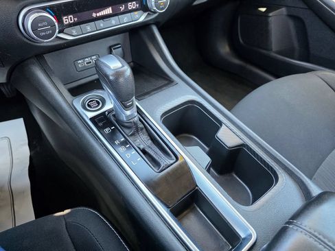 Used 2020 Nissan Sentra SV FWD image 51