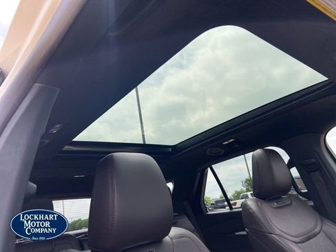New 2026 Ford Explorer Platinum RWD image 48