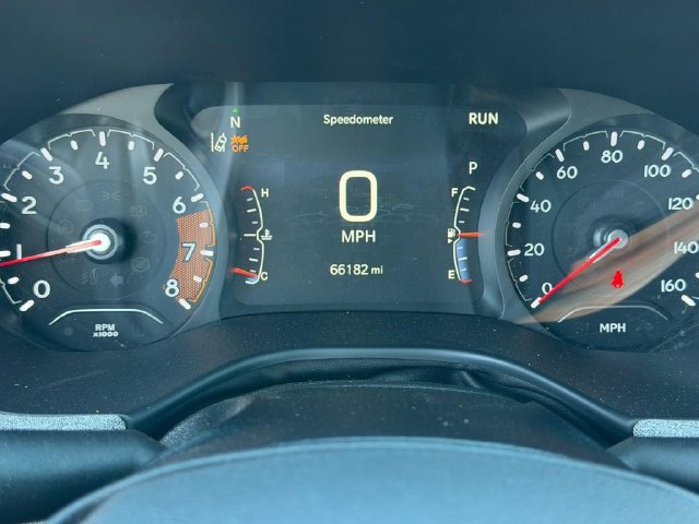 Used 2024 Jeep Compass Latitude AWD/4WD image 23