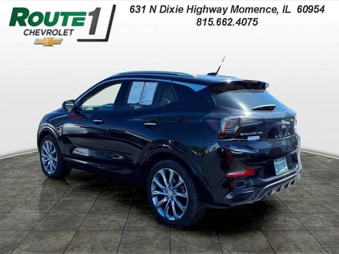 Used 2024 Buick Encore GX Avenir w/ Avenir Technology Package FWD image 3