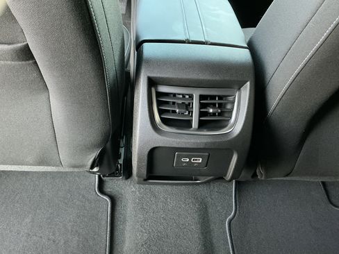 Used 2024 Chevrolet Blazer LT w/ Convenience Package image 32