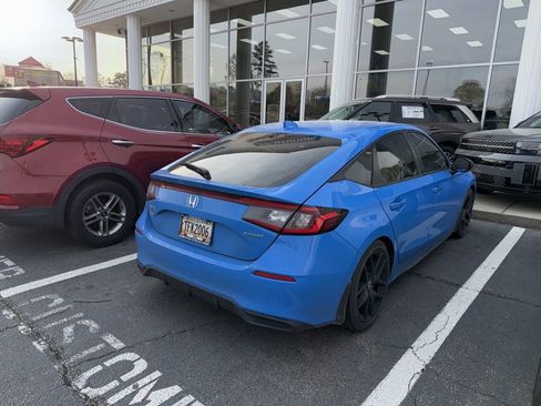 Used 2023 Honda Civic Sport image 5