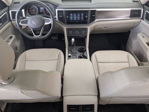 Used 2021 Volkswagen Atlas SE w/ Panoramic Sunroof Package FWD image 24