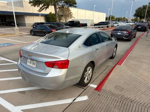 Used 2018 Chevrolet Impala LT FWD image 7