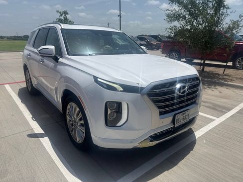 Used 2020 Hyundai Palisade Limited FWD image 4