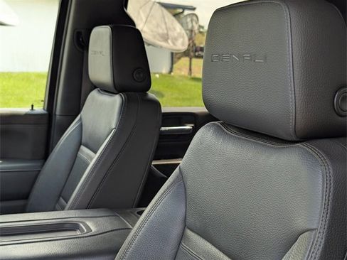 Used 2020 GMC Sierra 3500 Denali w/ Denali Ultimate Package image 23
