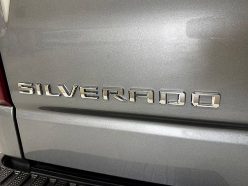 Used 2023 Chevrolet Silverado 1500 LT w/ Convenience Package II image 33