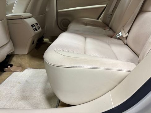 Used 2014 Lexus ES 350 w/ Luxury Package FWD image 44