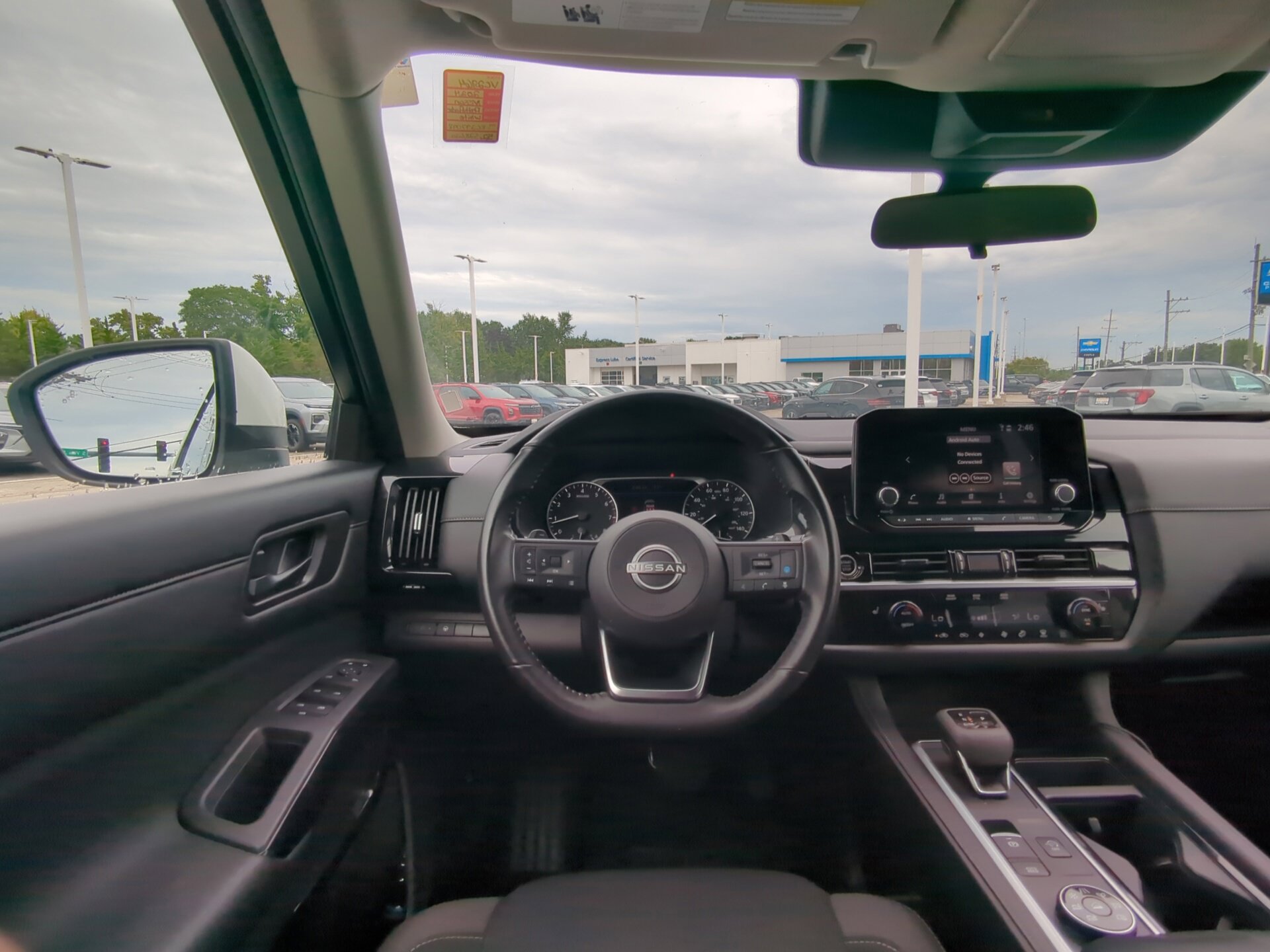 Used 2024 Nissan Pathfinder SV AWD/4WD image 16