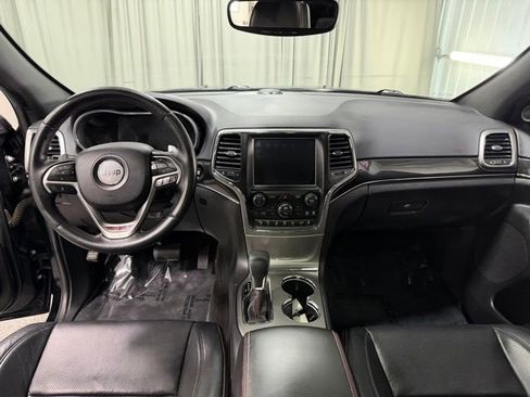 Used 2018 Jeep Grand Cherokee Trailhawk w/ Trailhawk Luxury Group AWD/4WD image 12