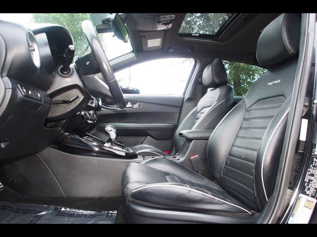 Used 2022 Kia Forte GT-Line w/ GT-Line Premium Package FWD image 17