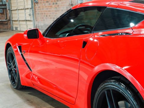 Used 2019 Chevrolet Corvette Stingray Coupe w/ Battery Protection Package RWD image 21