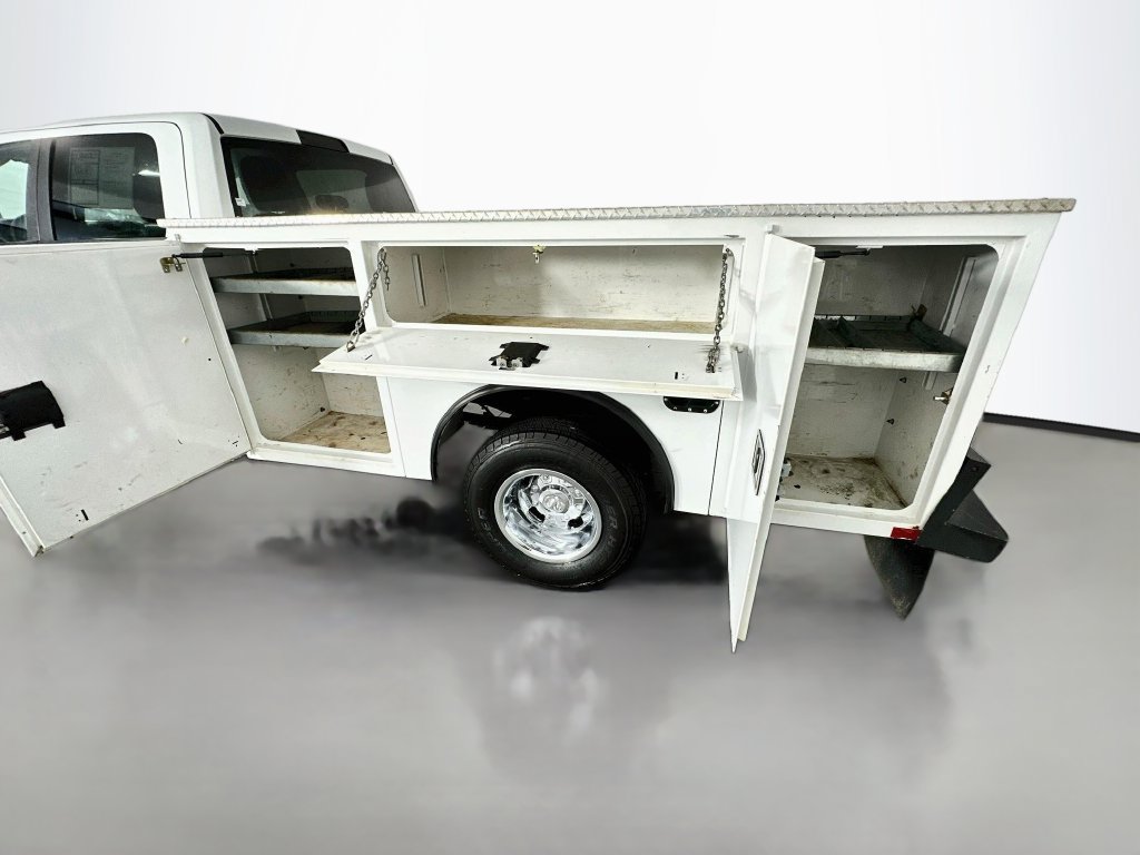 Used 2024 RAM 3500 SLT w/ Quick Order Package 2YG SLT AWD/4WD image 36