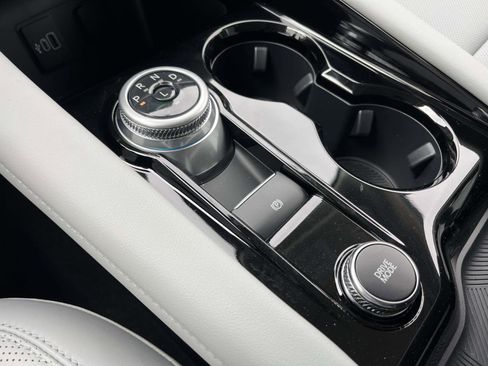 New 2026 Ford Explorer Platinum AWD/4WD image 19
