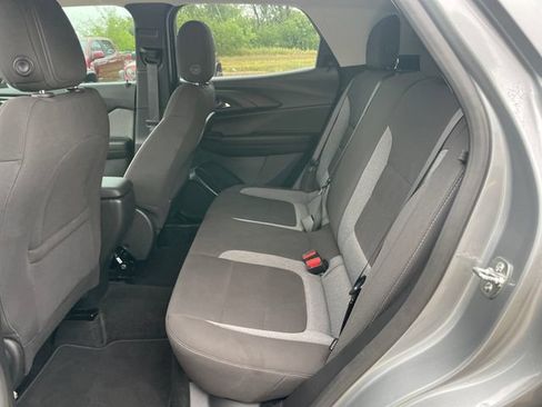 Used 2025 Chevrolet TrailBlazer LT AWD/4WD image 46