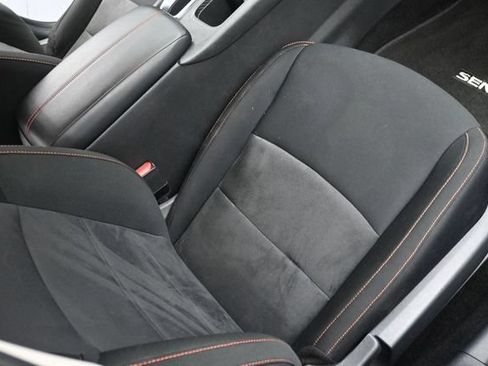 Used 2025 Nissan Sentra SR FWD image 34