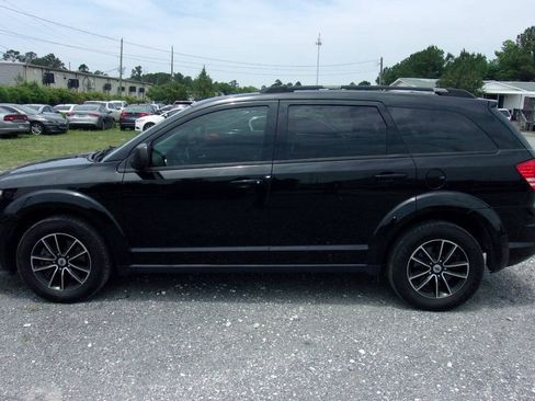 Used 2018 Dodge Journey SE w/ Popular Equipment Group FWD image 4