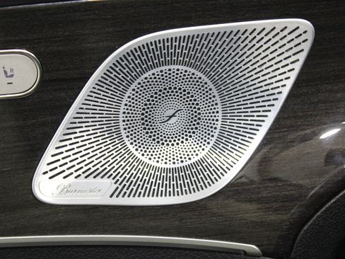 Used 2020 Mercedes-Benz GLS 450 4MATIC w/ Convenience Package image 6