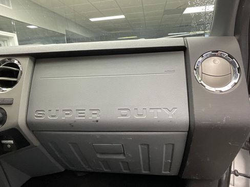 Used 2016 Ford F350 XLT image 9