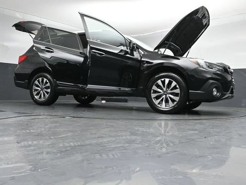 Used 2019 Subaru Outback 2.5i Touring w/ Popular Package #3A AWD/4WD image 54