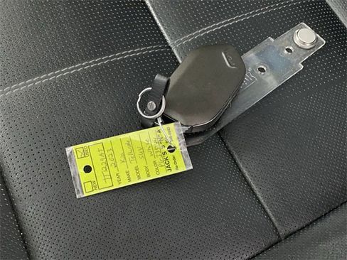 Used 2023 Kia Telluride EX w/ EX Captain's Chair Package image 41