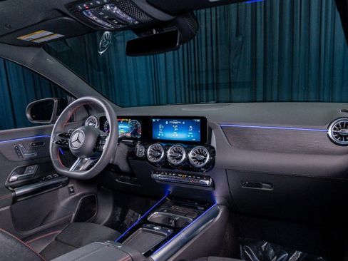 New 2026 Mercedes-Benz GLA 250 image 4