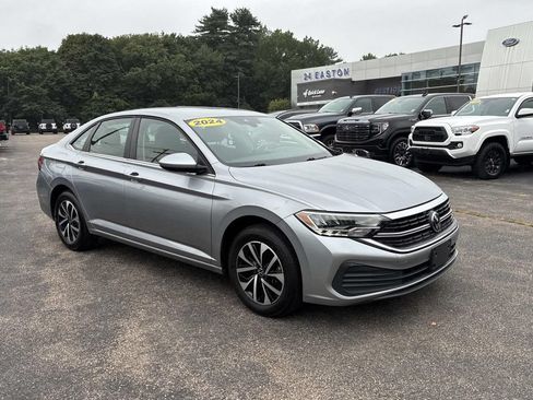 Used 2024 Volkswagen Jetta S FWD image 3